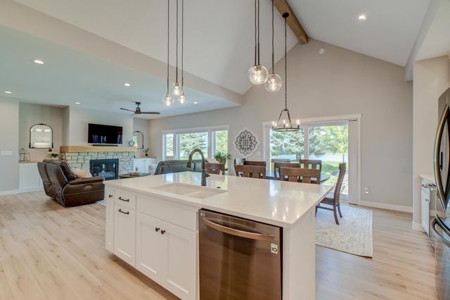 803 11th Street NE, New Prague, MN 56071