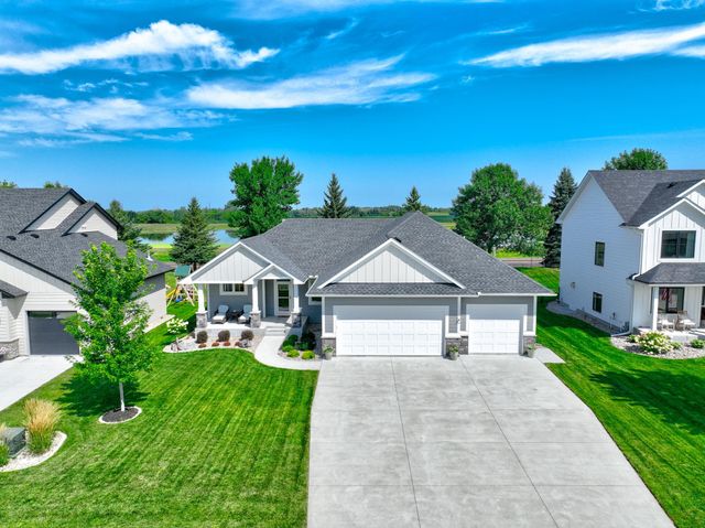 803 11th Street NE, New Prague, MN 56071