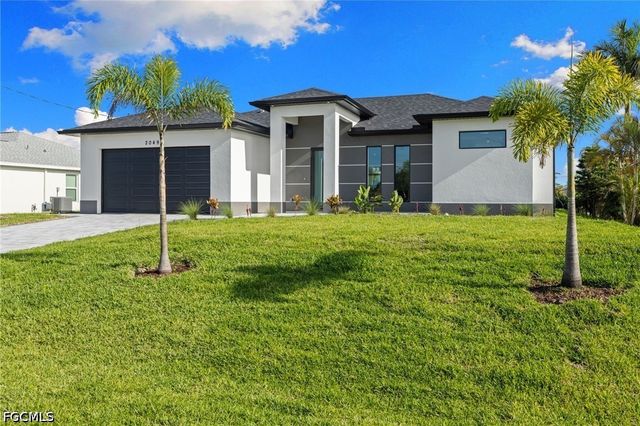 2049 NW 4th ST, Cape Coral, FL 33993