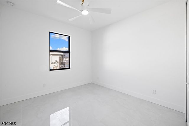 2049 NW 4th ST, Cape Coral, FL 33993