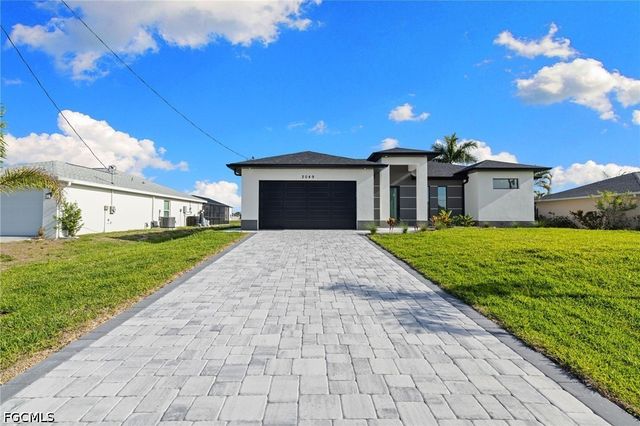 2049 NW 4th ST, Cape Coral, FL 33993