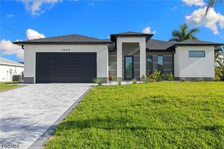 2049 NW 4th ST, Cape Coral, FL 33993