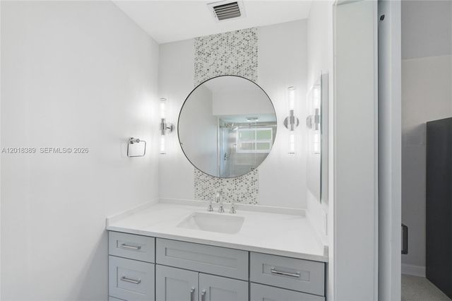 109 S 57th Ave, Hollywood, FL 33023