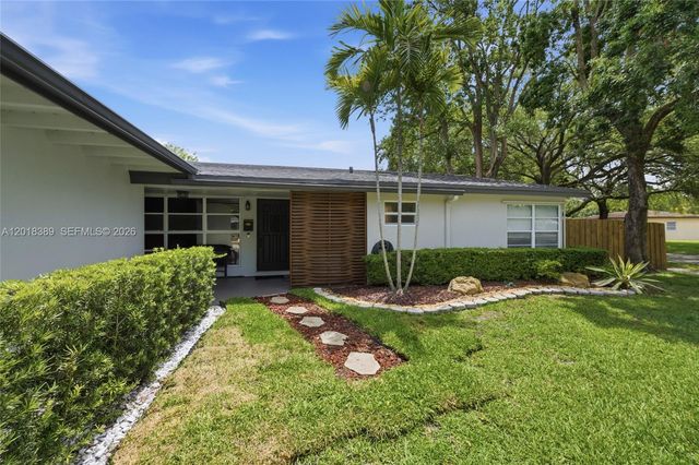 109 S 57th Ave, Hollywood, FL 33023