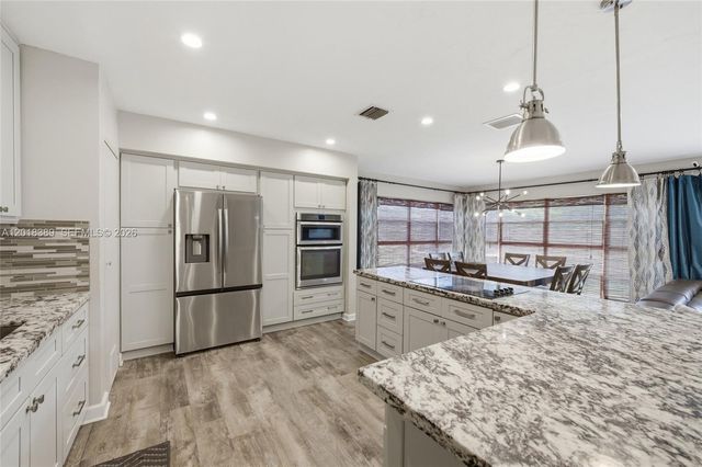 109 S 57th Ave, Hollywood, FL 33023
