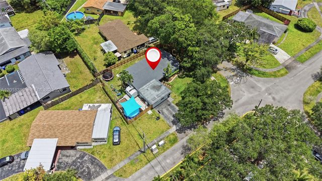 109 S 57th Ave, Hollywood, FL 33023