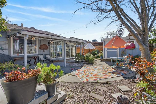 7366 West Pkwy, Sacramento, CA 95823