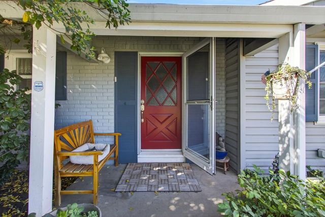 7366 West Pkwy, Sacramento, CA 95823