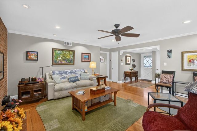 7366 West Pkwy, Sacramento, CA 95823