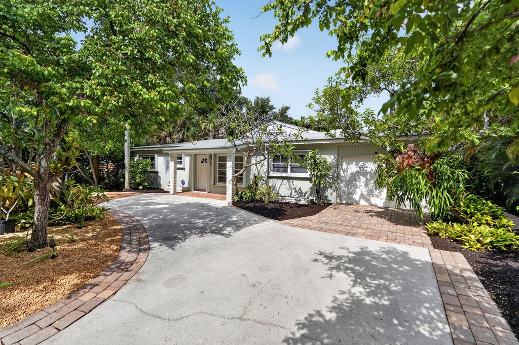 606 Paulina Road, Jupiter, FL 33477