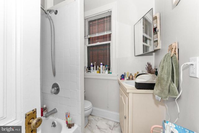 1013 INDEPENDENCE AVE SE, Washington, DC 20003