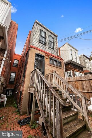 1013 INDEPENDENCE AVE SE, Washington, DC 20003