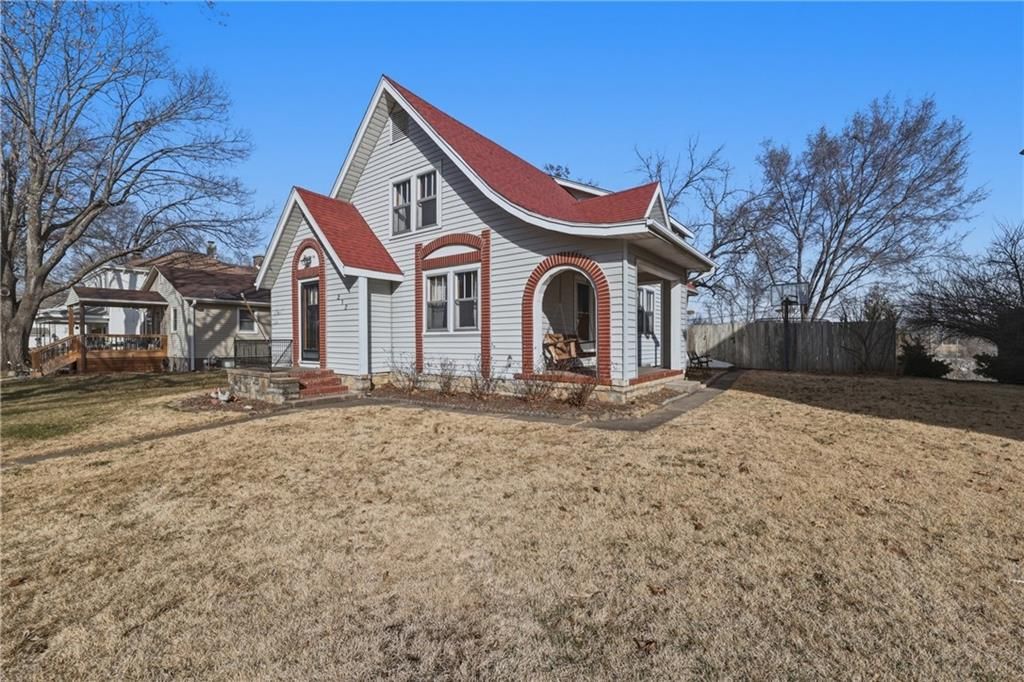 212 High Street, Platte City, MO 64079