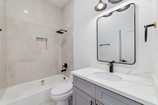 6717 England Street, Houston, TX 77021