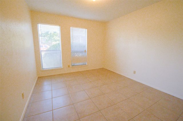 9967 Haywood Court, Benbrook, TX 76126