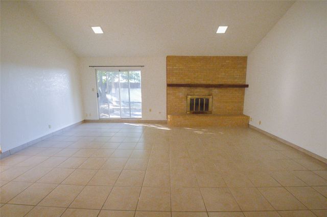 9967 Haywood Court, Benbrook, TX 76126