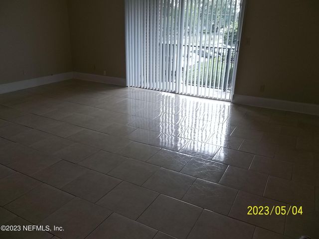 4915 BAYMEADOWS Road 11C, Jacksonville, FL 32217