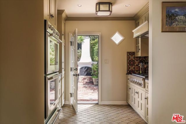 2430 Lanterman Terrace, Los Angeles, CA 90039