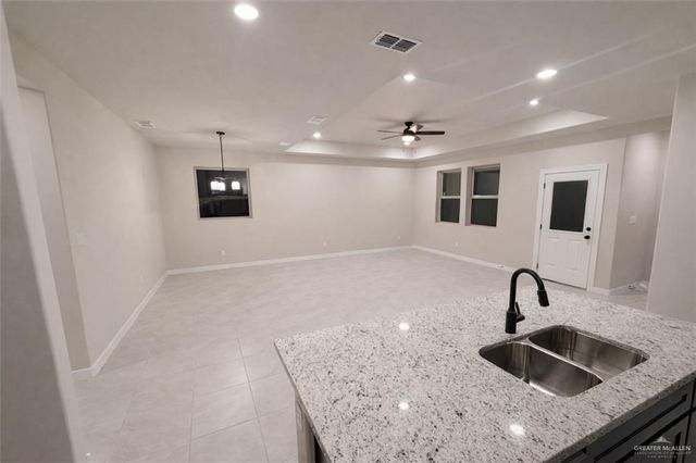 2124 Zinnia Street, Weslaco, TX 78599