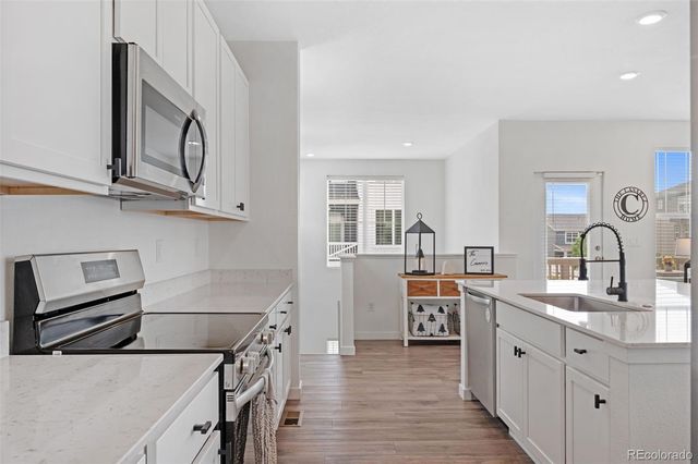 1982 S Fultondale Court, Aurora, CO 80018