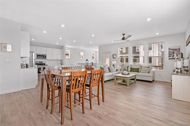 1982 S Fultondale Court, Aurora, CO 80018