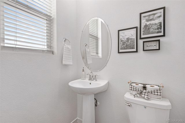 1982 S Fultondale Court, Aurora, CO 80018