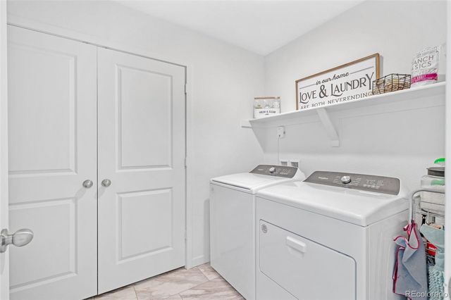 1982 S Fultondale Court, Aurora, CO 80018
