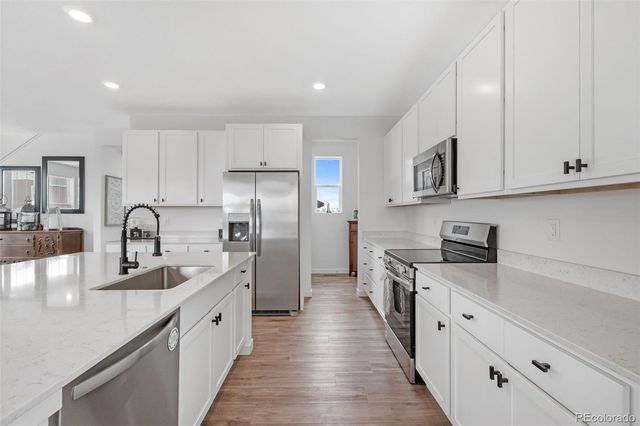 1982 S Fultondale Court, Aurora, CO 80018