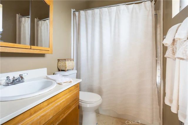 26937 Tunnel Drive, Lake Arrowhead, CA 92352