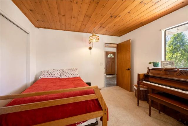 26937 Tunnel Drive, Lake Arrowhead, CA 92352