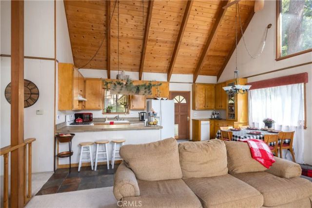 26937 Tunnel Drive, Lake Arrowhead, CA 92352