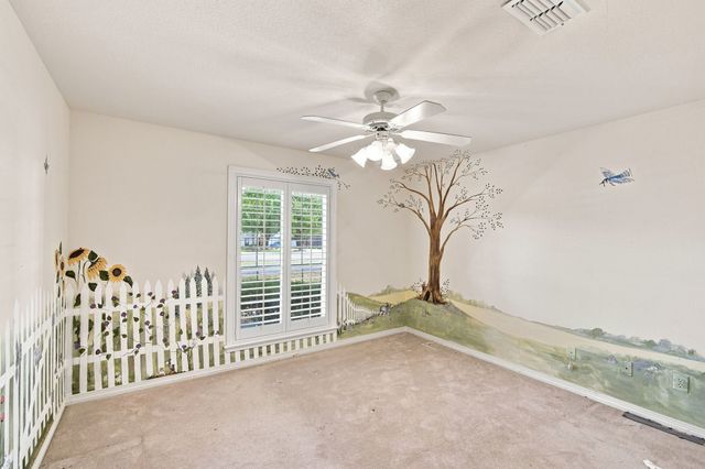 1212 N Creek Circle, Waxahachie, TX 75165
