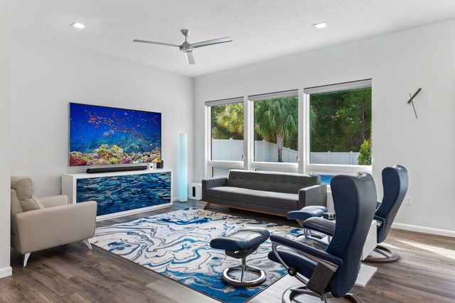 2693 Holley Club Drive, Navarre, FL 32566