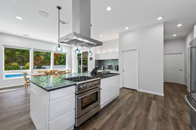 2693 Holley Club Drive, Navarre, FL 32566