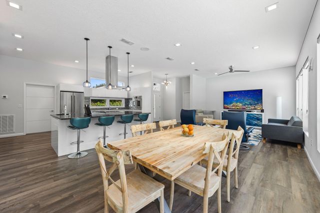 2693 Holley Club Drive, Navarre, FL 32566