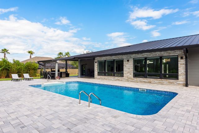 2693 Holley Club Drive, Navarre, FL 32566