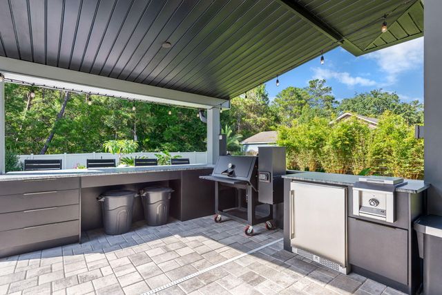 2693 Holley Club Drive, Navarre, FL 32566