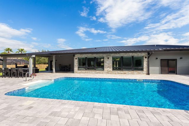 2693 Holley Club Drive, Navarre, FL 32566