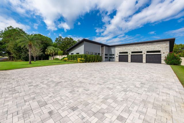 2693 Holley Club Drive, Navarre, FL 32566