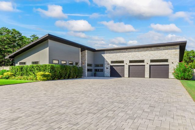 2693 Holley Club Drive, Navarre, FL 32566