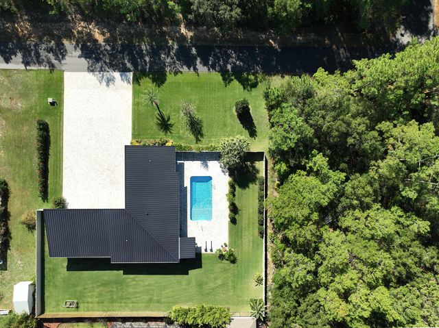 2693 Holley Club Drive, Navarre, FL 32566