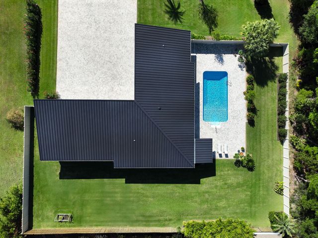 2693 Holley Club Drive, Navarre, FL 32566