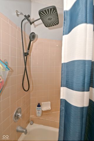 7142 Eagle Cove North Drive, Indianapolis, IN 46254