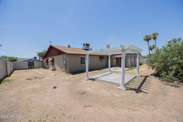 1634 W SACK Drive, Phoenix, AZ 85027