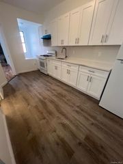 99 Elm Street 3E, Yonkers, NY 10701