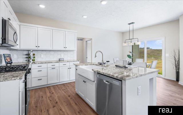 4557 Barksdale Drive, Bellevue, NE 68123