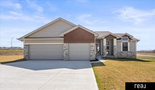 4557 Barksdale Drive, Bellevue, NE 68123