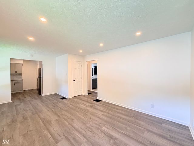 5115 E 20th Place, Indianapolis, IN 46218