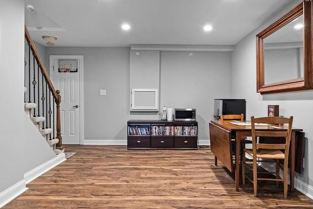 4024 W 124th Street, Leawood, KS 66209