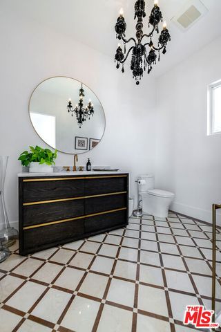 580 Chalette Drive, Beverly Hills, CA 90210